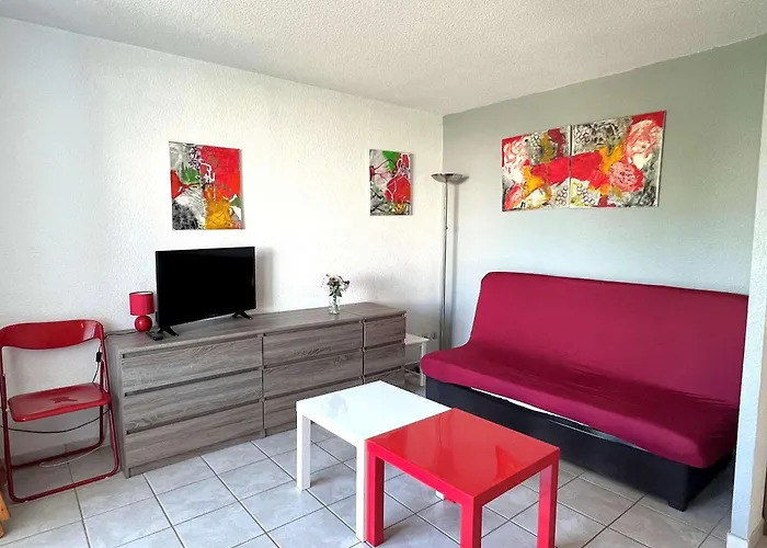 Apartment 2 Pieces Moderne, Parking Inclus, Proche Et Commerces, Animaux Admis - Fr-1-307-8